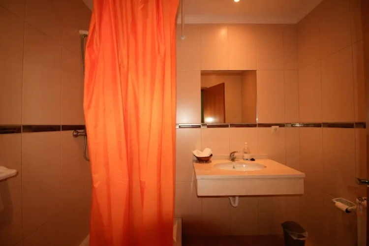 4 Bedrooms Apartment with balcony and with sea view