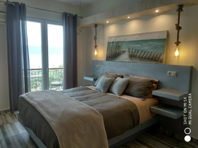 Studio with sea view