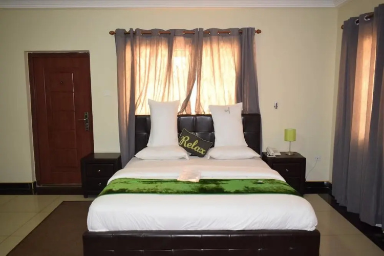 Relle Suites Hotel