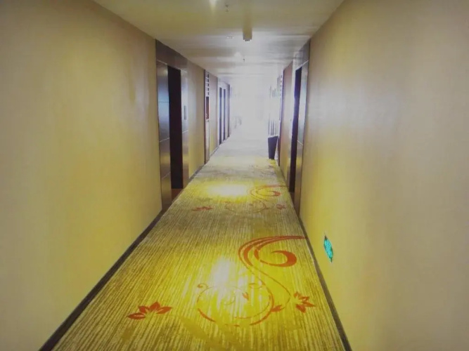 Dragon Hotel