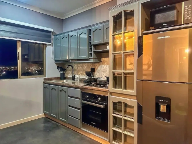 2 Bedrooms Apartment with city view