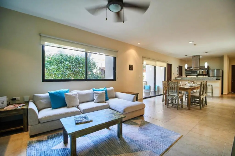 2 BD apartment in popular condominium-190MBPS WIFI