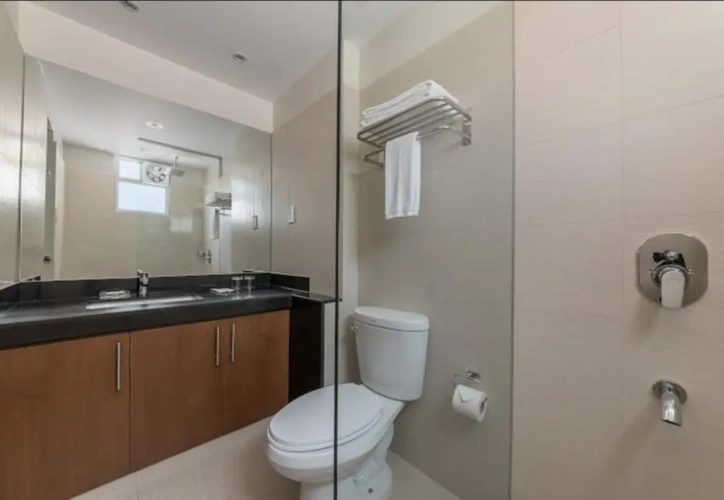 1 Bedroom Superior Double Suite with city view