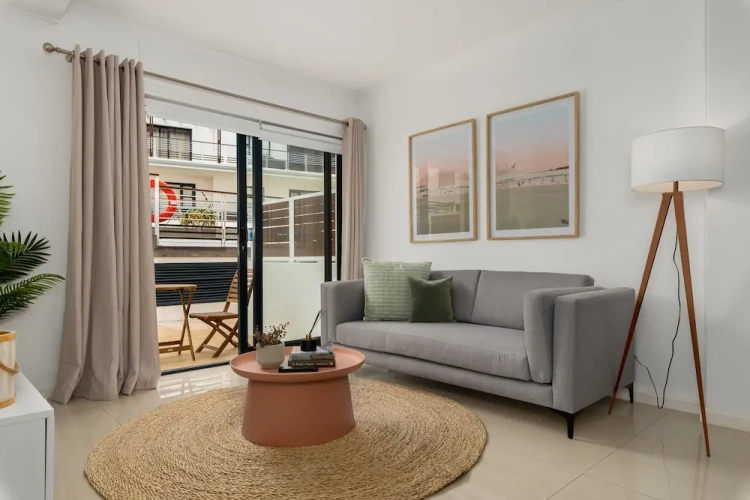 Deluxe Apartment with balcony