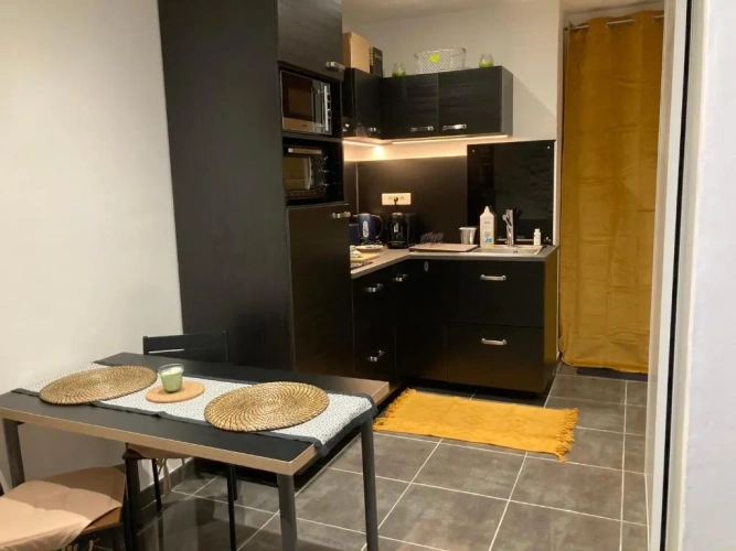 1 Bedroom Apartment
