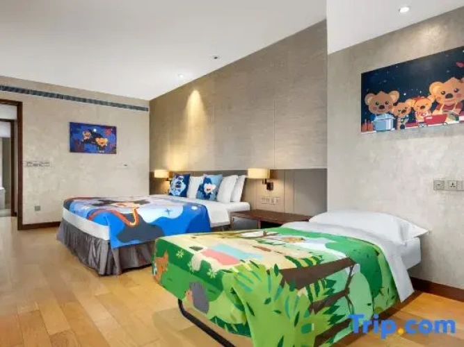 Triple Suite