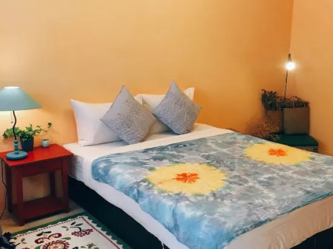 28 Path Inn
