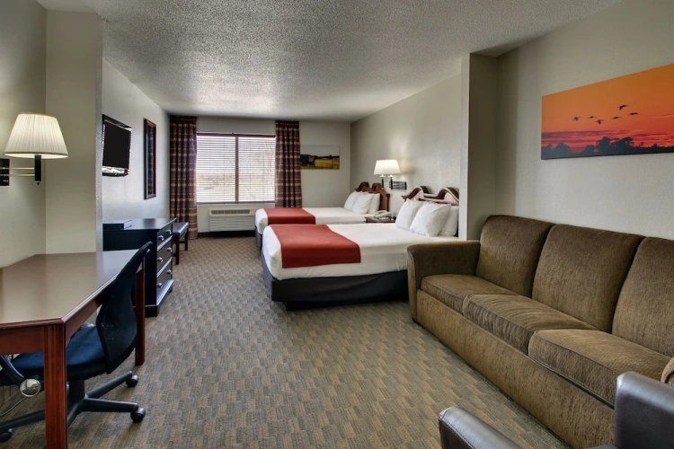 Quadruple Suite