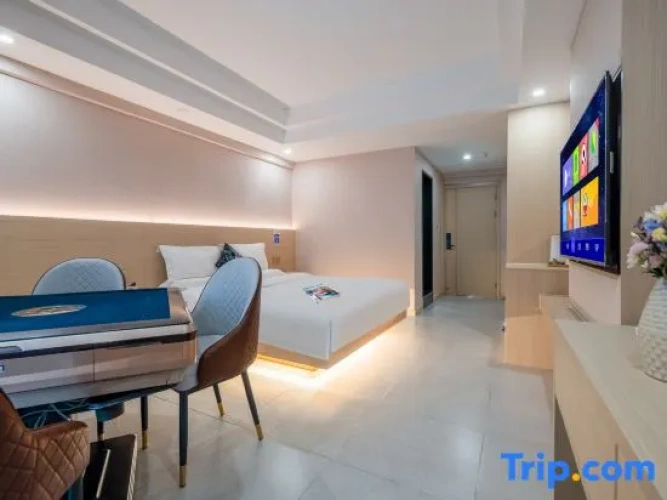 Standard Double room with view