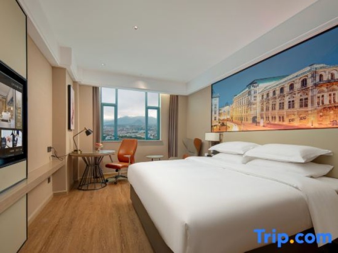 Standard Double room with lake view