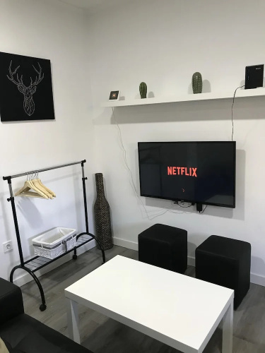 Valdefuentes Apartment