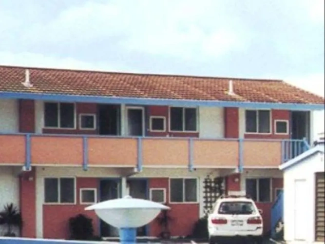 Twin Studio