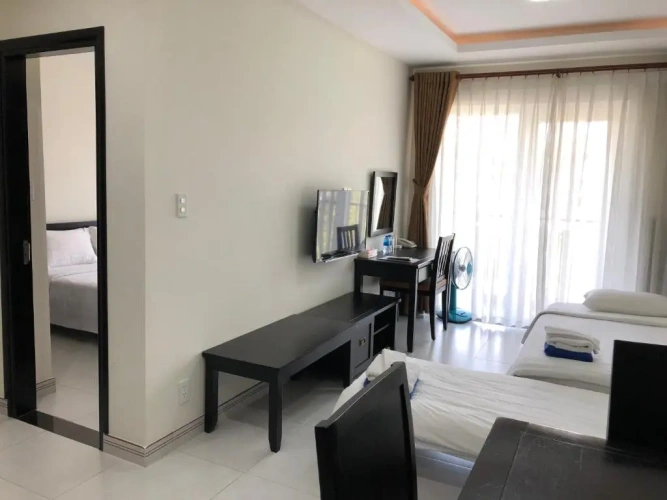 2 Bedrooms Apartment