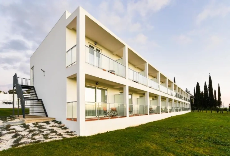 Deluxe Double room with land view