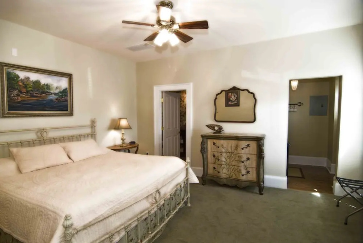 The Glendalia Boutique Hotel & Culinary Studio