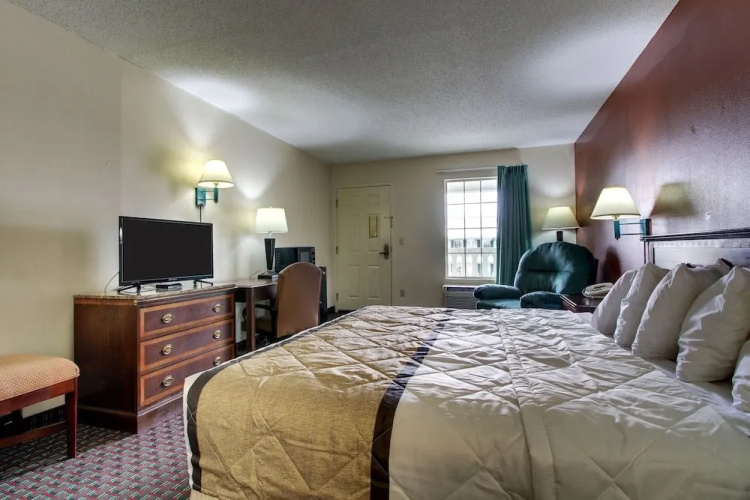 Key West Inn - Lafayette