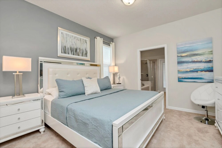 Zurich Villa Windsor At Westside