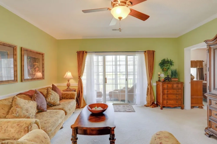 2 Bedrooms Apartment