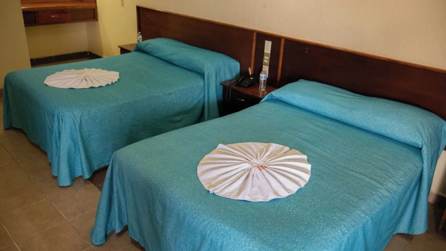 Hotel Plaza Mazari