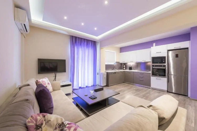 2 Bedrooms Apartment