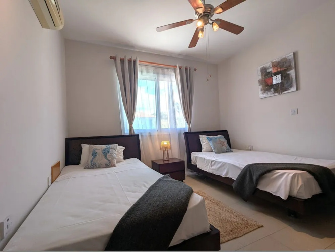 Andros Apt 2 Bed Free Wi-fi Safe Complex Pool