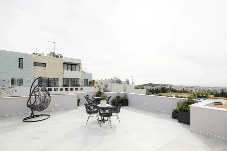 201- HiEndAccomodation-TopLocation