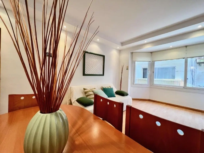 3 Bedrooms Apartment