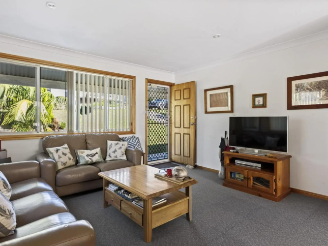 Gemini Way 10 Pet Friendly