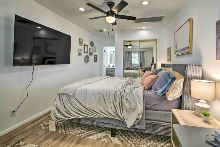 Guest rooms