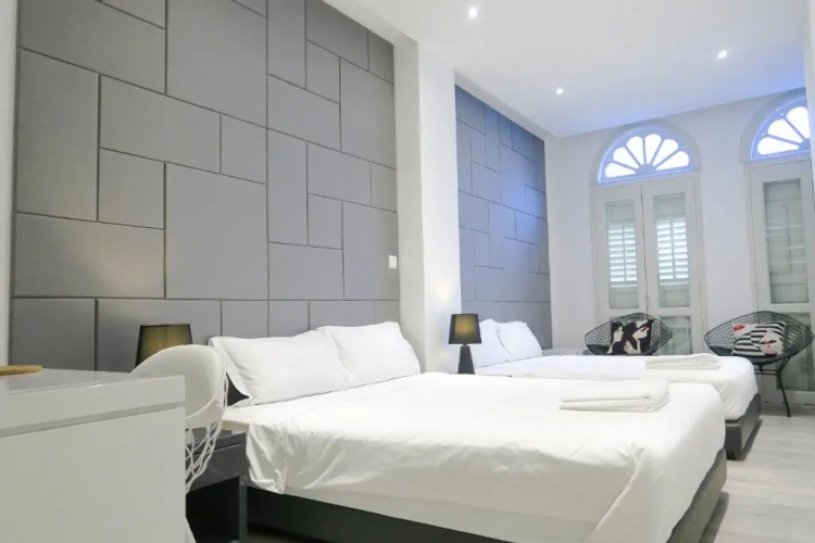 Comfy Studio 3 by ReCharge