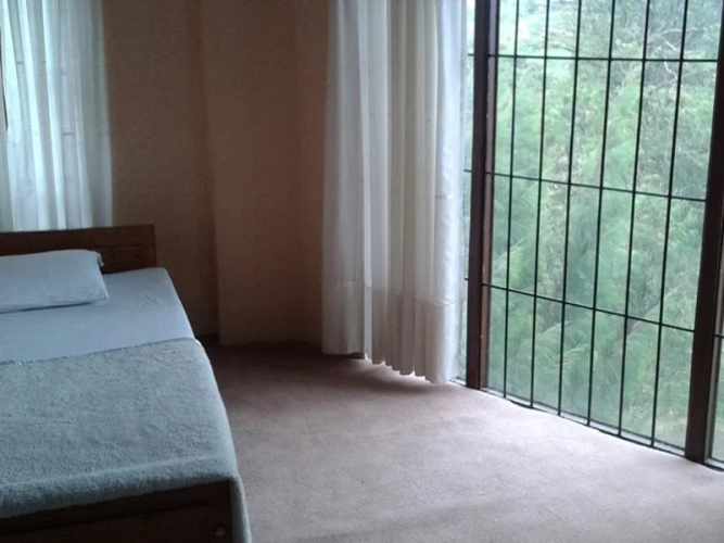 Cedaar Wood Hill Hotel