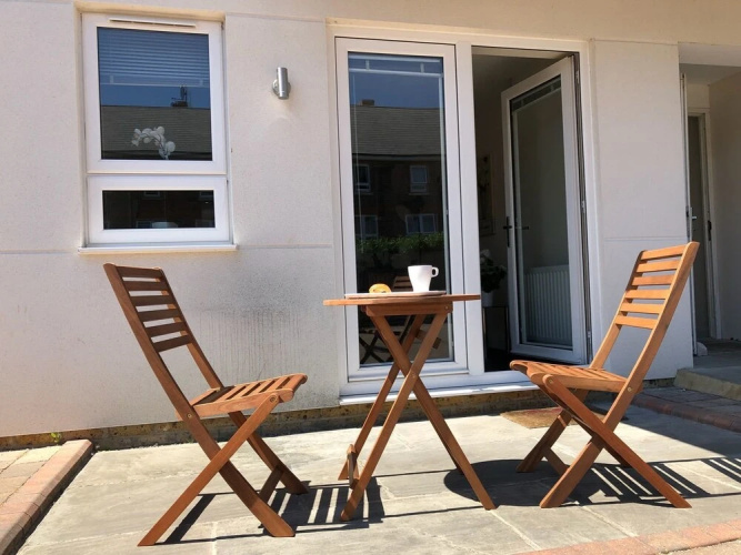 Queens Court Apartment