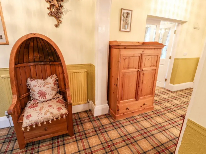 Yardley Manor