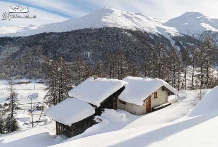 2 Bedrooms Chalet