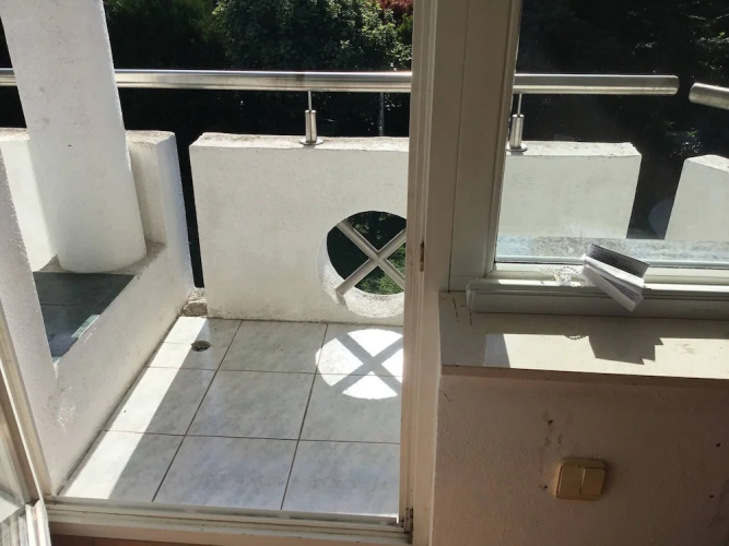 Room With Shared Bathroom
