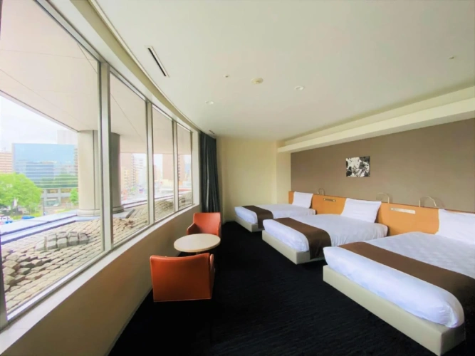 Triple room