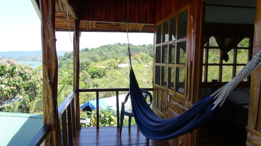 Las Cotingas Lodge