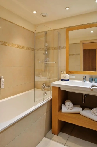 Standard Twin room with balcony