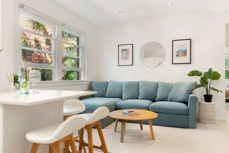 Bondi Breeze Apartment