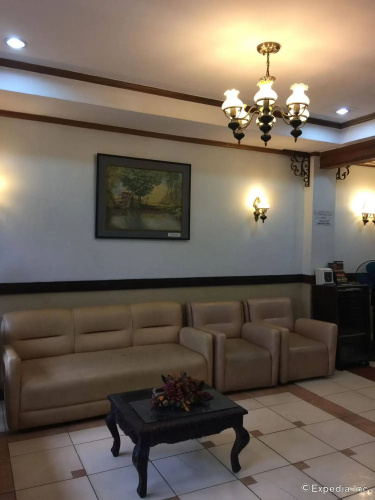 Darunday Manor