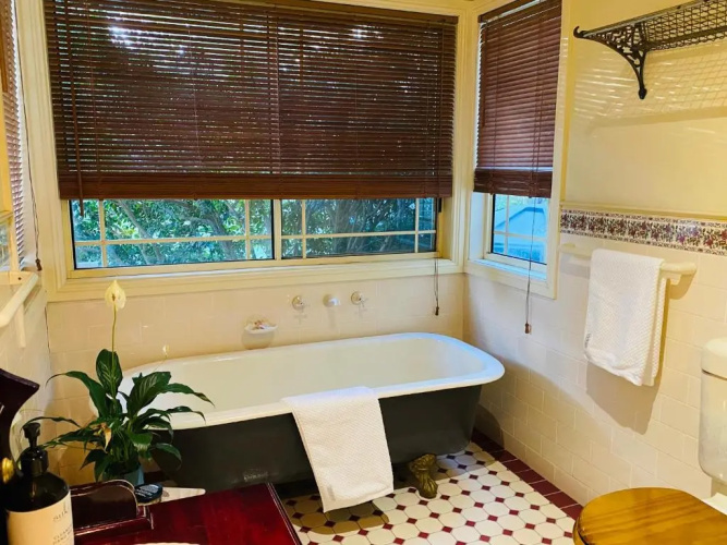 Telegraph Retreat Cottages
