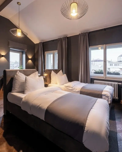 Deluxe Suite