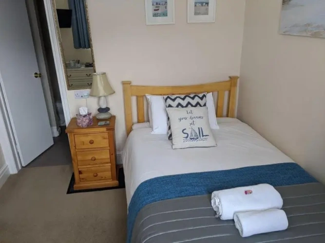 Standard Single room