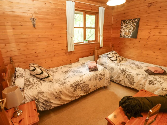 Acorn Lodge