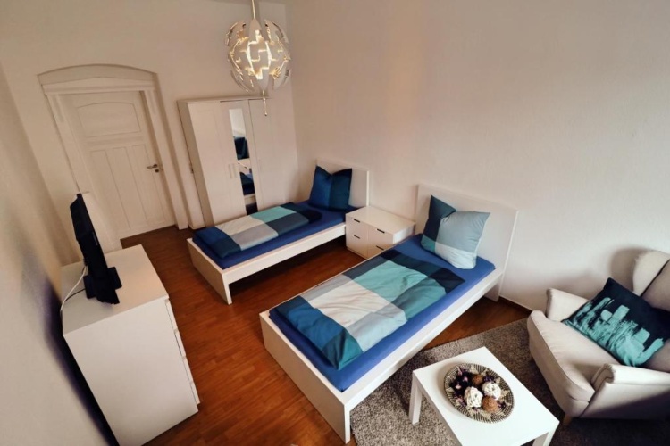 3 Bedrooms Apartment