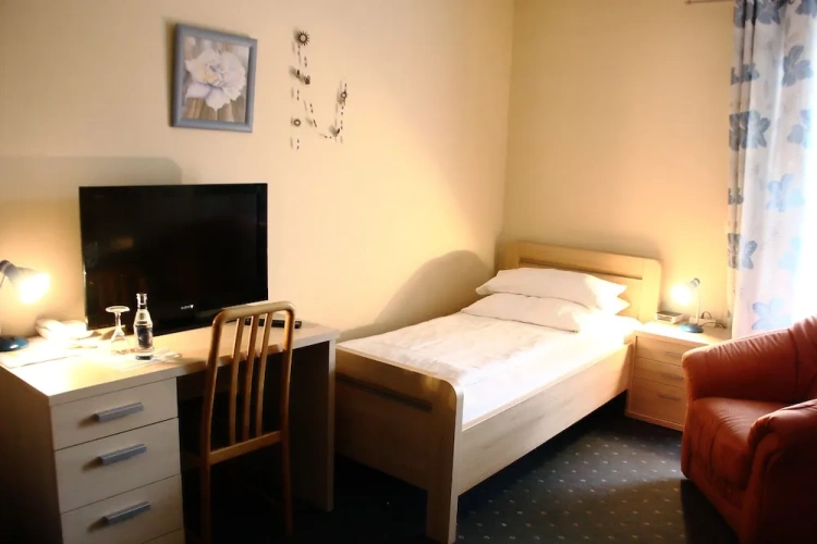1 Bedroom Comfort Single room