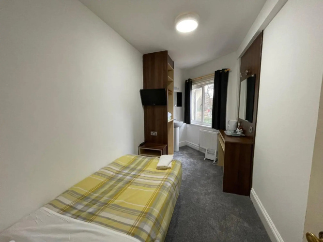 Gainsborough Lodge