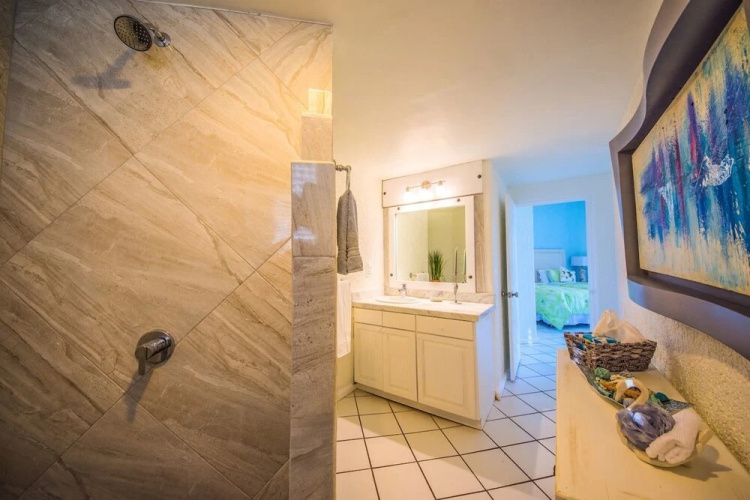Hermoso Apartamento con Vista al Mar