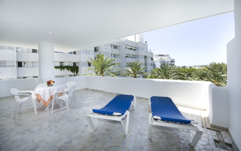 Monarque Sultán Aparthotel photo 26