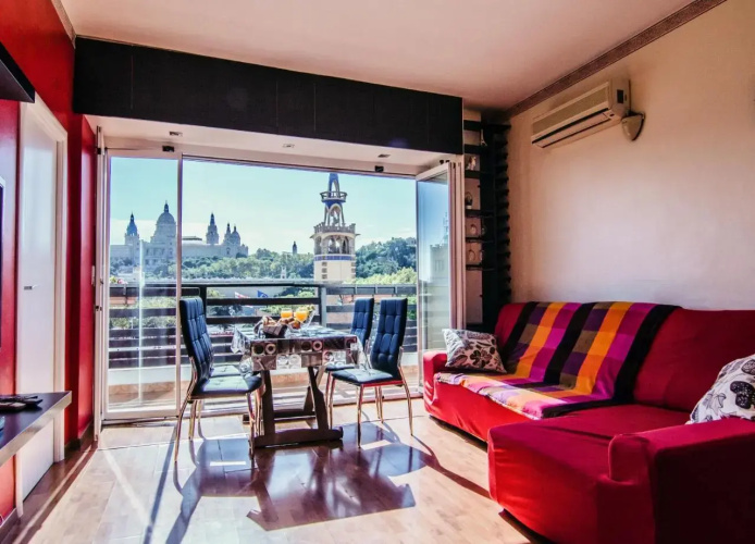 Unique Cozy Scenic Penthouse